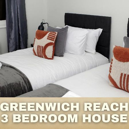 3-Bed House With Parking Near London O2 Leilighet Eksteriør bilde