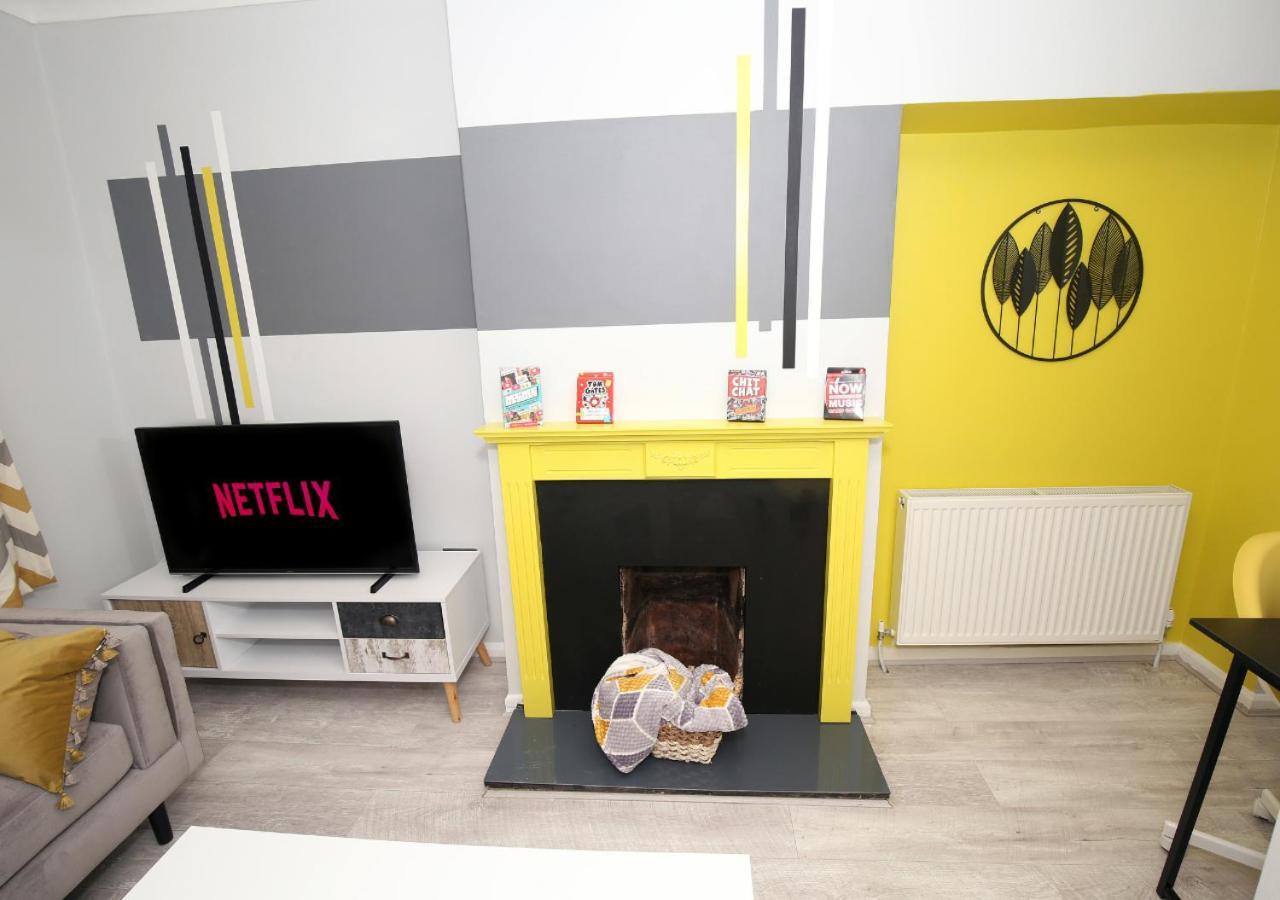 3-Bed House With Parking Near London O2 Leilighet Eksteriør bilde